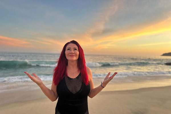 donna-600px Donna Webb with the ocean sunset behind her